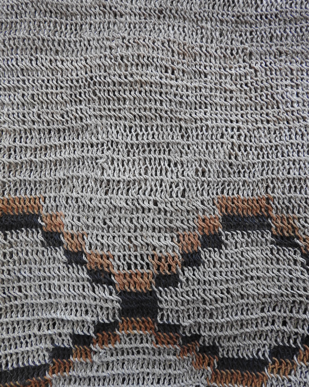 Handmade Chaguar Fiber Table Runner | Beige