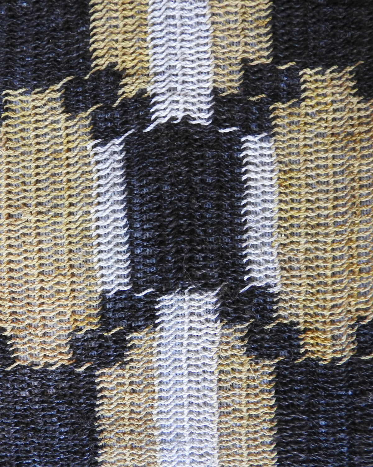 Handmade Chaguar Fiber Cushion Cover | Yellow Snake Pattern