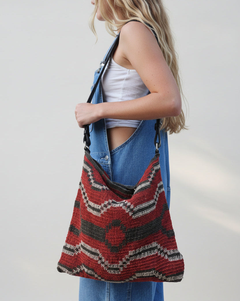 Handmade Chaguar Fiber Purse | Red