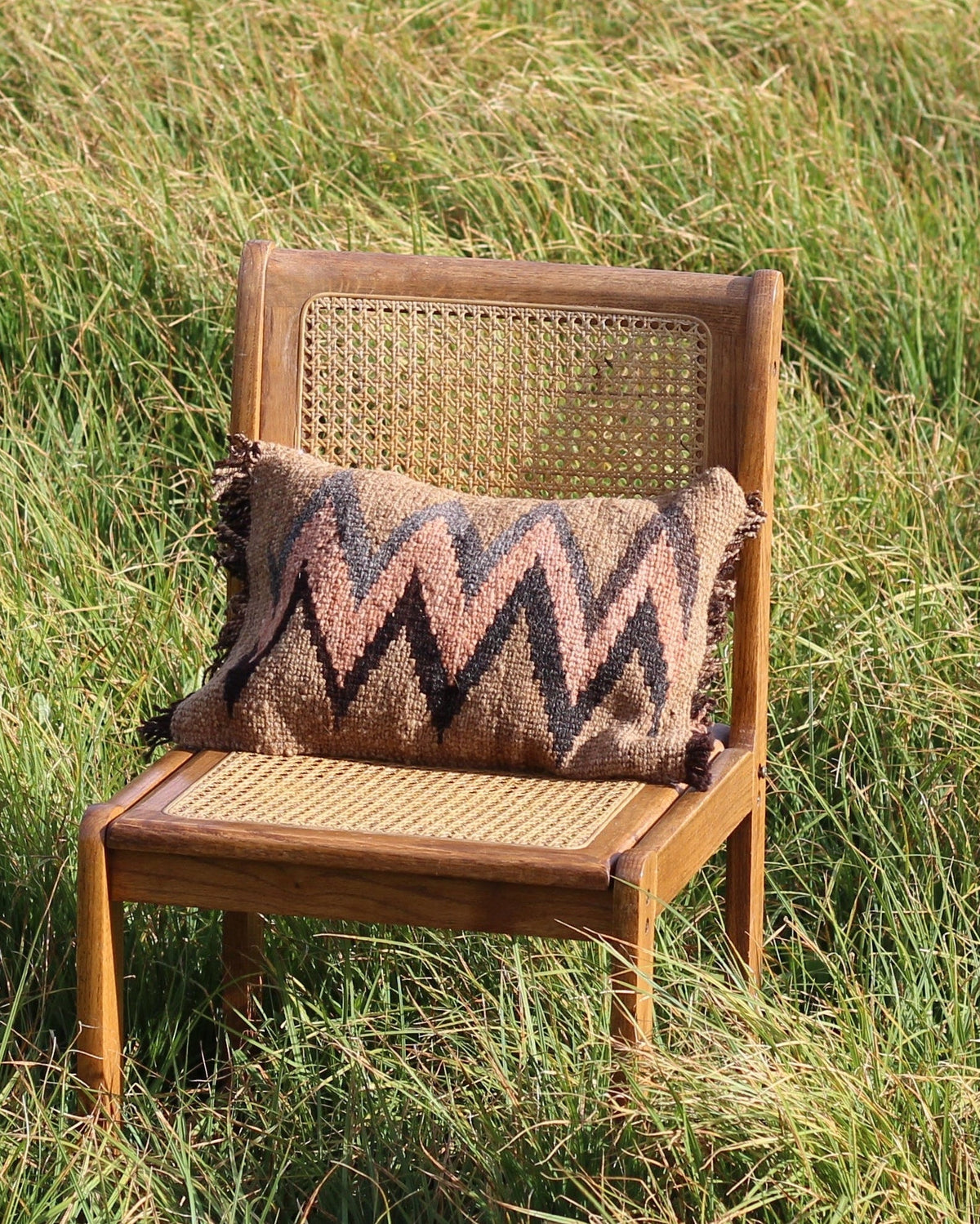 Handwoven Wool Cushion Cover | Pink Ray Pattern